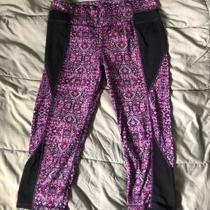 Athleta purple crops